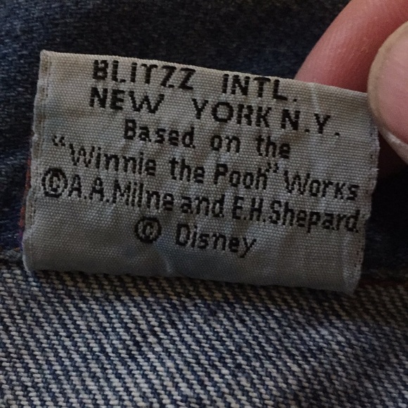 Winnie the Pooh Jean jacket size medium - Picture 5 of 8